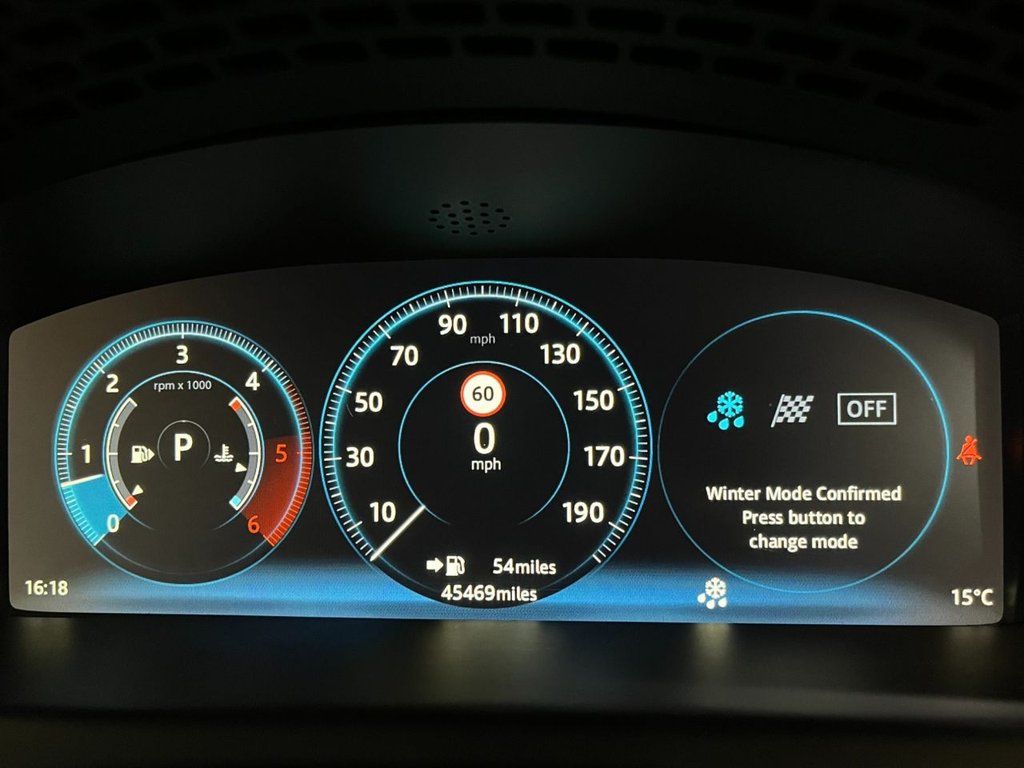 USED 2015 65 JAGUAR XJ 3.0 D V6 PORTFOLIO 4d 296 BHP 