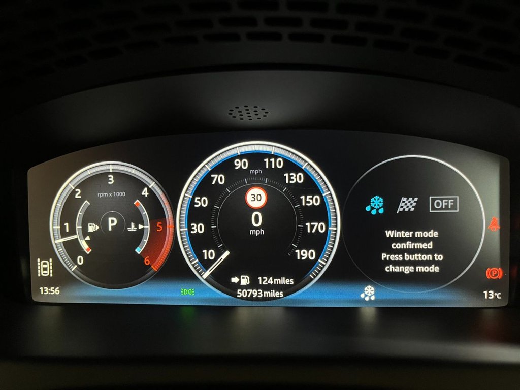 USED 2018 67 JAGUAR XJ 3.0 D V6 LUXURY 4d 296 BHP 
