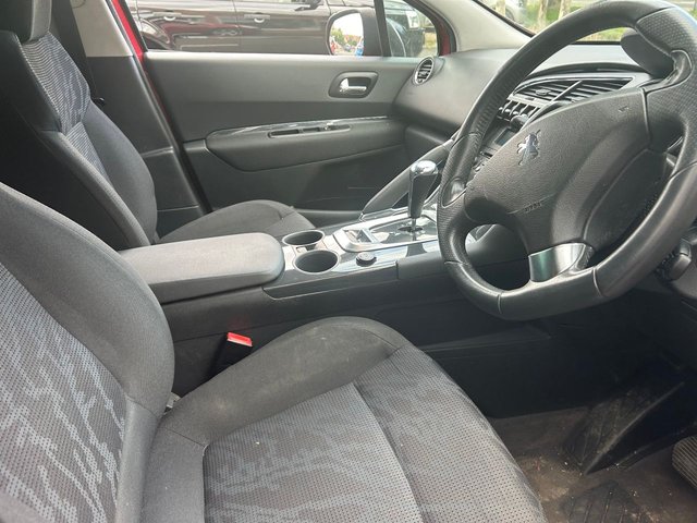 2012 Peugeot 3008 1.6L Allure E-HDI Fap 5dr - Photo 4