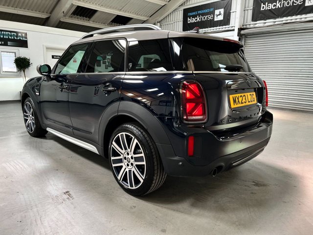 View our MINI COUNTRYMAN HATCHBACK
