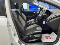 USED 2012 62 FORD FOCUS 1.6 Zetec Hatchback 5dr Petrol Manual Euro 5 (105 ps) DAB Radio, Bluetooth, Air Conditioning