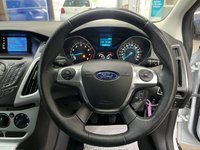 USED 2012 62 FORD FOCUS 1.6 Zetec Hatchback 5dr Petrol Manual Euro 5 (105 ps) DAB Radio, Bluetooth, Air Conditioning