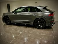 USED 2022 22 AUDI Q8 4.0L SQ8 TFSI QUATTRO BLACK EDITION 5d AUTO 501 BHP 22â ALLOY WHEELS FULL BODYKIT