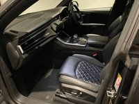 USED 2022 22 AUDI Q8 4.0L SQ8 TFSI QUATTRO BLACK EDITION 5d AUTO 501 BHP 22â ALLOY WHEELS FULL BODYKIT