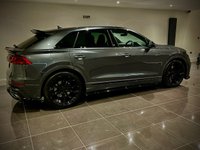 USED 2022 22 AUDI Q8 4.0L SQ8 TFSI QUATTRO BLACK EDITION 5d AUTO 501 BHP 22â ALLOY WHEELS FULL BODYKIT