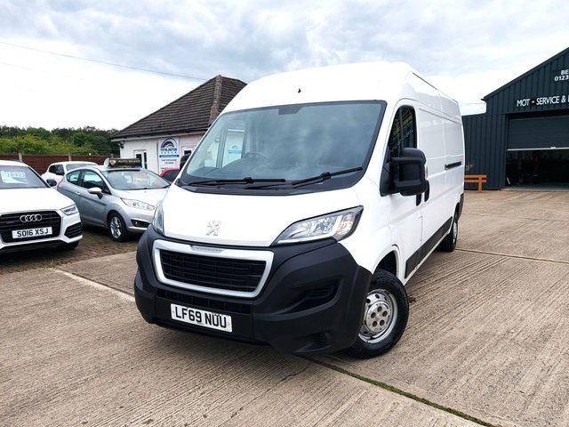 View our PEUGEOT BOXER