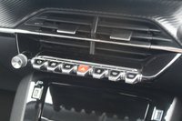 USED 2020 70 PEUGEOT 2008 1.2 PURETECH S/S ALLURE 5d 100 BHP 