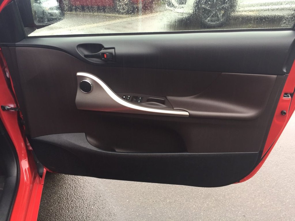 USED 2011 61 TOYOTA IQ 1.0 VVT-I IQ2 3d 68 BHP 53000 MILES FULL SERVICE HISTORY