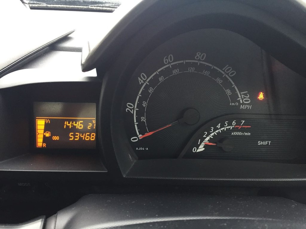 USED 2011 61 TOYOTA IQ 1.0 VVT-I IQ2 3d 68 BHP 53000 MILES FULL SERVICE HISTORY