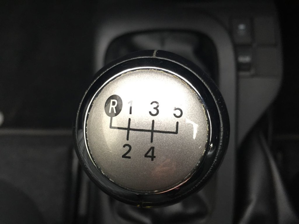 USED 2011 61 TOYOTA IQ 1.0 VVT-I IQ2 3d 68 BHP 53000 MILES FULL SERVICE HISTORY