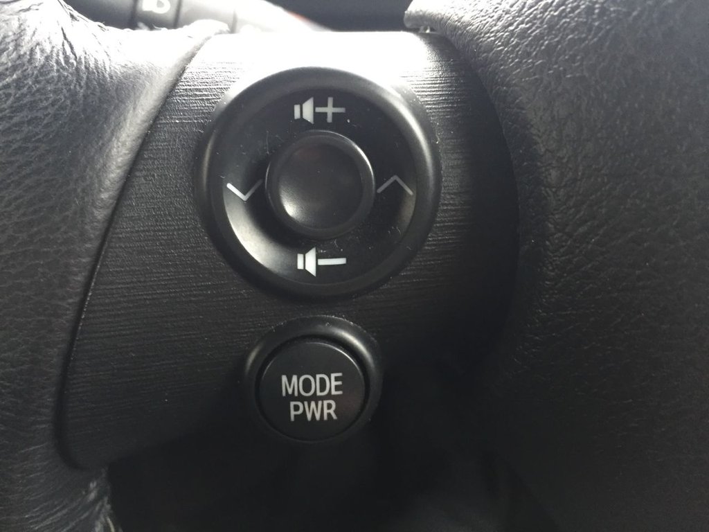 USED 2011 61 TOYOTA IQ 1.0 VVT-I IQ2 3d 68 BHP 53000 MILES FULL SERVICE HISTORY