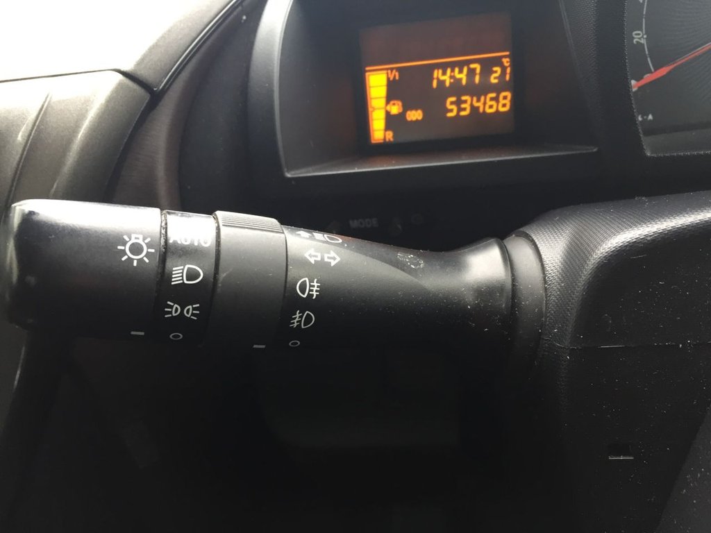 USED 2011 61 TOYOTA IQ 1.0 VVT-I IQ2 3d 68 BHP 53000 MILES FULL SERVICE HISTORY