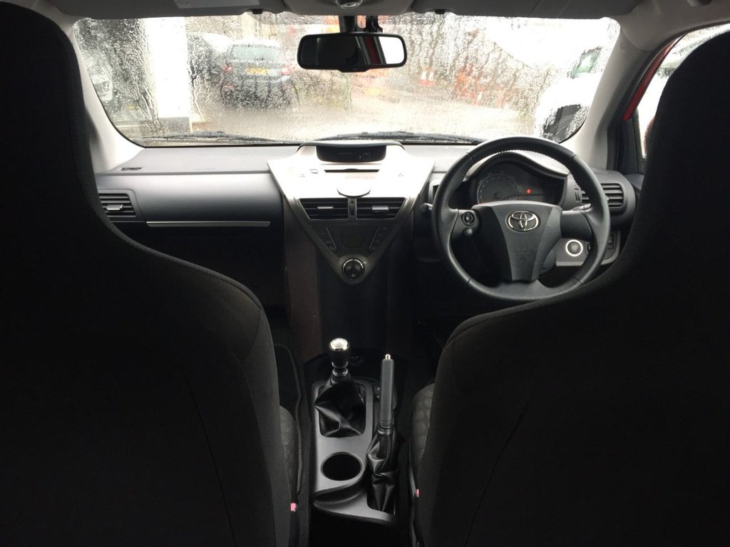 USED 2011 61 TOYOTA IQ 1.0 VVT-I IQ2 3d 68 BHP 53000 MILES FULL SERVICE HISTORY