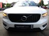 USED 2020 20 VOLVO XC40 2.0 D3 R-DESIGN PRO 5d 148 BHP Finished in CRYSTAL WHITE MET met and contrasting EBONY HEATED LEATHER/ALCANTARA TRIM. This Volvo XC40 is a spacious small SUV with smart styling and a comfortable drive. In short it is a bit of a cracker with a sophisticated look and an upmarket feel. Features include Sat Nav, DAB, B/Tooth, Day Run Lights, Heated Leather Front and Rear Seats, 20" Alloys, Tinted Windows, Heated Steering Wheel and much more. Dealer serviced at 5 miles, 15443 miles, 34560 miles, 39473 miles and at 72089 miles.