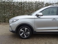 USED 2022 72 MG MG ZS TROPHY 72.6kWh 5d 155 BHP 