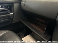 USED 2016 16 LAND ROVER DISCOVERY 3.0 SDV6 LANDMARK 5d 255 BHP UK DELIVERY FLAT FEE &pound;175 (SUBJECT TO DEAL) *OVER 100 IMAGES ON OUR WEBSITE*BESPOKE FINANCE ARRANGED*PART EXCHANGE WELCOME*ALL VEHICLES HPI CLEAR