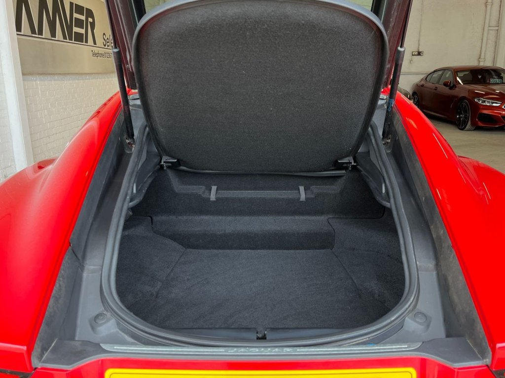USED 2018 18 JAGUAR F-TYPE 3.0 V6 R-DYNAMIC 2d 336 BHP 