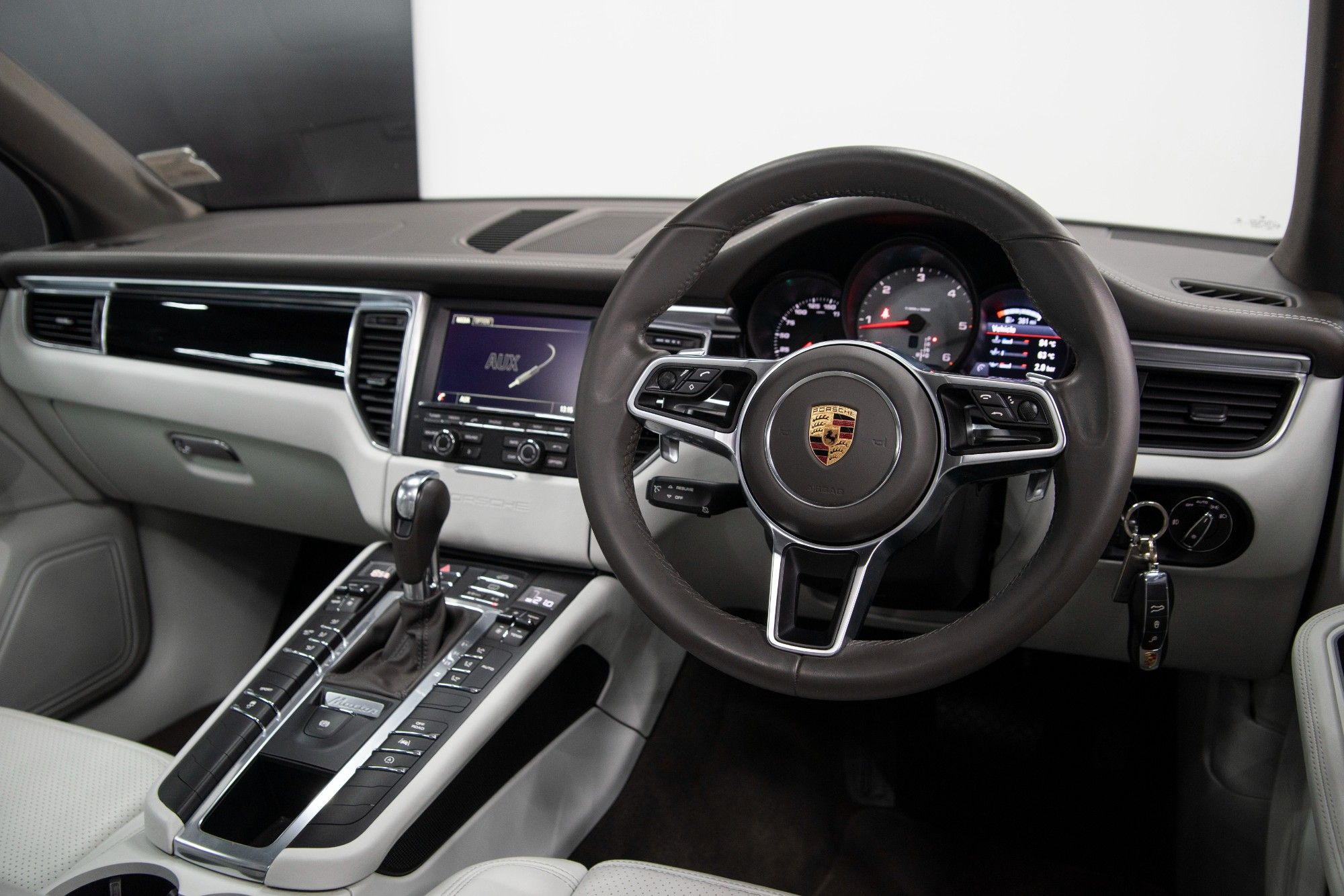 USED 2015 B PORSCHE MACAN 3.0 D S PDK 
