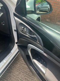 USED 2014 14 VAUXHALL INSIGNIA 2.0 SRI NAV CDTI ECOFLEX S/S 5d 138 BHP *FSH *ZERO DEPO FINANCE *DAB *NAV