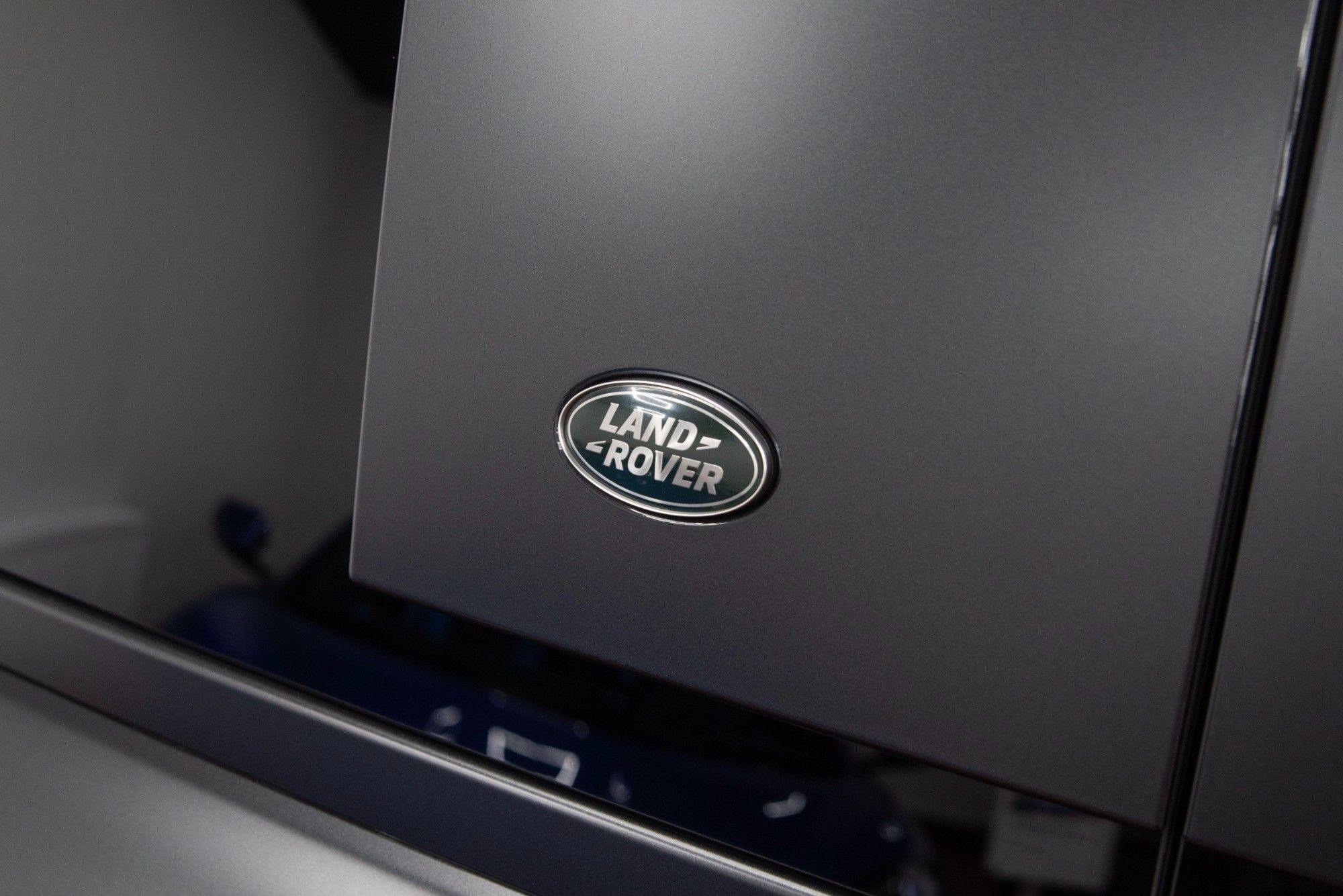 USED 2022 22 LAND ROVER DEFENDER 5.0 V8 CARPATHIAN EDITION 