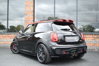 USED 2018 M MINI HATCH JOHN COOPER WORKS 2.0 JOHN COOPER WORKS 3d 228 BHP REMUS / OZ ALLOYS / PAN ROOF