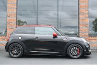 USED 2018 M MINI HATCH JOHN COOPER WORKS 2.0 JOHN COOPER WORKS 3d 228 BHP REMUS / OZ ALLOYS / PAN ROOF