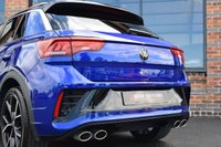 USED 2023 M VOLKSWAGEN T-ROC 2.0 R TSI 4MOTION DSG 5d 296 BHP DCC / 19" ESTORIL / WINTER PK