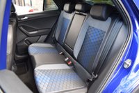 USED 2023 M VOLKSWAGEN T-ROC 2.0 R TSI 4MOTION DSG 5d 296 BHP DCC / 19" ESTORIL / WINTER PK