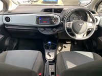 USED 2012 62 TOYOTA YARIS 1.5 T4 HYBRID  5d 75 BHP 