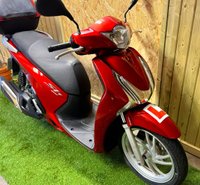 USED 2015 15 HONDA SH 125 125cc SH125i AD-E SCOOTER, TOP BOX, LEARNER LEGAL 125 3 Month Nationwide Parts & Labour Warranty Included Free of Charge, Nationwide Delivery Available, Part Exchange Welcome