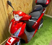 USED 2015 15 HONDA SH 125 125cc SH125i AD-E SCOOTER, TOP BOX, LEARNER LEGAL 125 3 Month Nationwide Parts & Labour Warranty Included Free of Charge, Nationwide Delivery Available, Part Exchange Welcome
