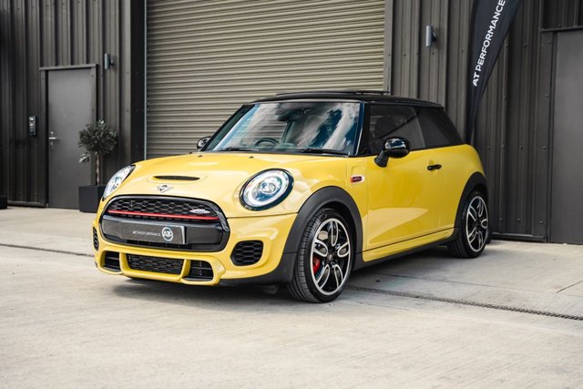 2018 68 MINI Hatch John Cooper Works 2.0 JOHN COOPER WORKS 3d 228 BHP