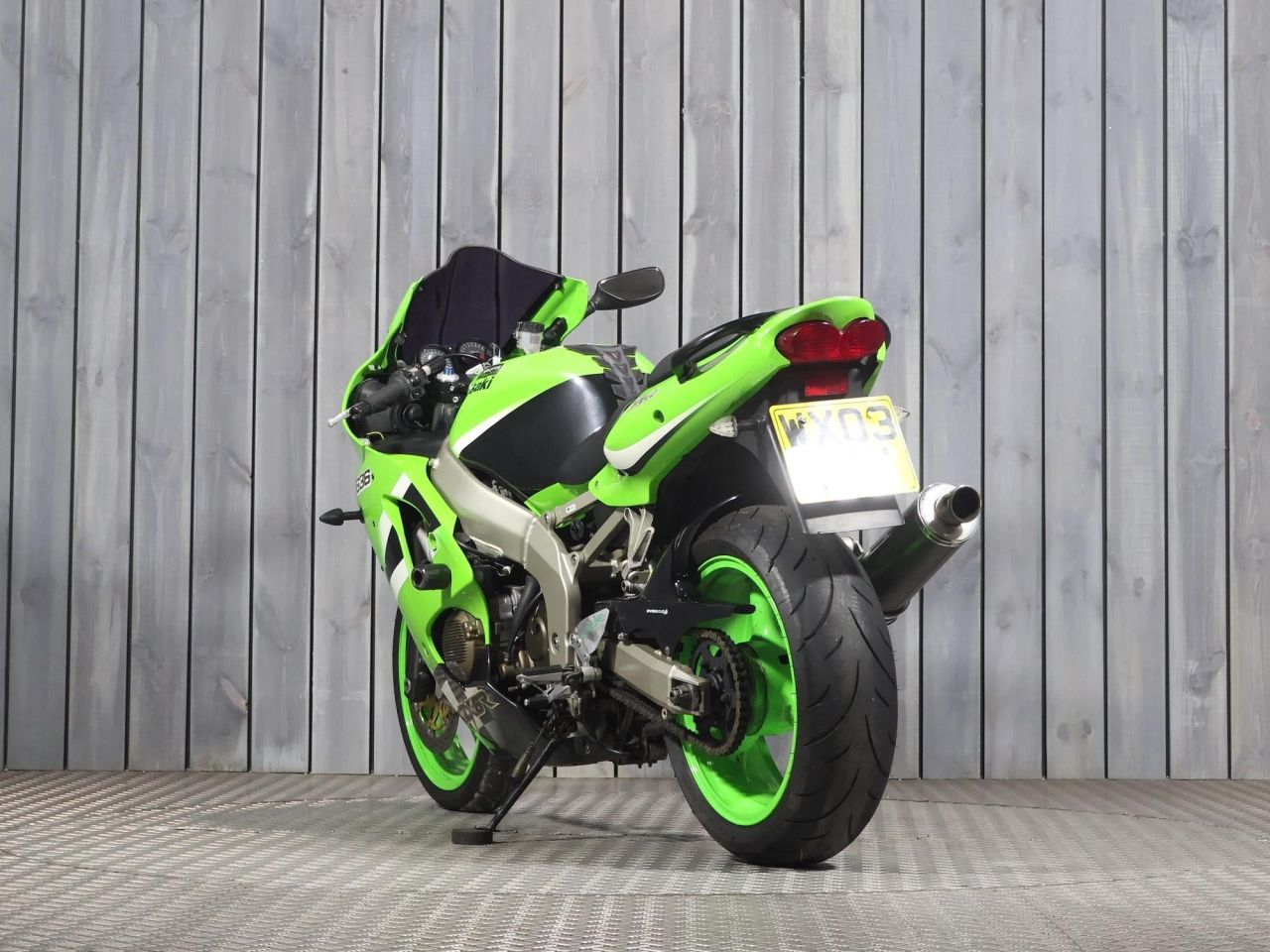 2003 KAWASAKI ZX-6R GREEN with 11927 miles - Used Motorbikes