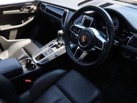 USED 2017 67 PORSCHE MACAN 3.0 D S PDK 5d 258 BHP PAN ROOF - 20 INCH RS SPYDER WHEELS - FULL HISTORY - 12 MONTHS WARRANTY INCLUDED - HEATED SEATS - HEATED STEERING - 14 WAY SEATS - XENON HEADLIGHTS
