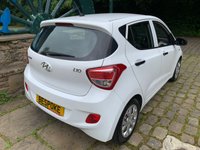 USED 2015 15 HYUNDAI I10 1.0 S 5d 65 BHP IDEAL 1ST CAR - 2015 HYUNDIA i10 1.0 S 5DR - 2 FORMER KEEPERS - ONLY 46,799 MILES - AUTOTRADER RETAIL RATING 91/100 - ONLY &pound;20 PER YEAR ROAD TAX - LOW INSURANCE GROUP - FREE 12 MONTHS WARRANTY/BRAKEDOWN INCLUDED