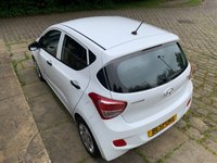 USED 2015 15 HYUNDAI I10 1.0 S 5d 65 BHP IDEAL 1ST CAR - 2015 HYUNDIA i10 1.0 S 5DR - 2 FORMER KEEPERS - ONLY 46,799 MILES - AUTOTRADER RETAIL RATING 91/100 - ONLY &pound;20 PER YEAR ROAD TAX - LOW INSURANCE GROUP - FREE 12 MONTHS WARRANTY/BRAKEDOWN INCLUDED