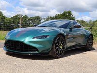 USED 2022 22 ASTON MARTIN VANTAGE 4.0 F1 EDITION V8 3d 527 BHP ONE OWNER FROM NEW, HUGE SPEC, PREMIUM AUDIO - TOUCHPAD, CARBON EXTERIOR ELEMENTS + LIME CALIPERS, PRIVACY CLASS, REVERSE CAMERA, SERVICE PACK AND MORE!!!