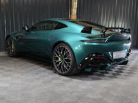 USED 2022 22 ASTON MARTIN VANTAGE 4.0 F1 EDITION V8 3d 527 BHP ONE OWNER FROM NEW, HUGE SPEC, PREMIUM AUDIO - TOUCHPAD, CARBON EXTERIOR ELEMENTS + LIME CALIPERS, PRIVACY CLASS, REVERSE CAMERA, SERVICE PACK AND MORE!!!
