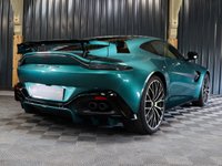 USED 2022 22 ASTON MARTIN VANTAGE 4.0 F1 EDITION V8 3d 527 BHP ONE OWNER FROM NEW, HUGE SPEC, PREMIUM AUDIO - TOUCHPAD, CARBON EXTERIOR ELEMENTS + LIME CALIPERS, PRIVACY CLASS, REVERSE CAMERA, SERVICE PACK AND MORE!!!