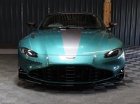 USED 2022 22 ASTON MARTIN VANTAGE 4.0 F1 EDITION V8 3d 527 BHP ONE OWNER FROM NEW, HUGE SPEC, PREMIUM AUDIO - TOUCHPAD, CARBON EXTERIOR ELEMENTS + LIME CALIPERS, PRIVACY CLASS, REVERSE CAMERA, SERVICE PACK AND MORE!!!