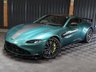 USED 2022 22 ASTON MARTIN VANTAGE 4.0 F1 EDITION V8 3d 527 BHP ONE OWNER FROM NEW, HUGE SPEC, PREMIUM AUDIO - TOUCHPAD, CARBON EXTERIOR ELEMENTS + LIME CALIPERS, PRIVACY CLASS, REVERSE CAMERA, SERVICE PACK AND MORE!!!