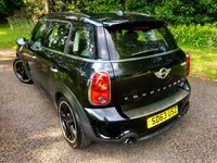 USED 2013 63 MINI COUNTRYMAN 1.6 COOPER S 5d 184 BHP//FULL MINI //SPECIALIST SERVICE HISTORY//1/2 LEATHER//AIRCON//HEATED FRONT SEATS\\BLACK ALLOYS//ULEZ COMPLIANT 184 BHP//FULL MINI //SPECIALIST SERVICE HISTORY WELL DOCUMENTED//1/2 LEATHER//AIRCON//HEATED FRONT SEATS\\BLACK ALLOYS//ULEZ COMPLIANT