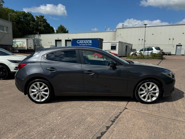 View our MAZDA 3