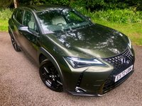 USED 2022 72 LEXUS UX 2.0 250H 5d AUTO 108 BHP ONLY 3,800 MILES//PRIVATE OWNER RETIRED FROM DRIVING//SATNAV//POWER WINDOWS/MIRRORS//SATNAV//RUNFLAT TYRES\\BLUETOOTH//DAB//FULL WHITE LEATHER//PARK CAMERA//SERVICED AT 3,452 MILES AND JUST SERVICE BY GUILDFORD LEXUS AT 3,800 MILES ONLY 3,800 MILES//PRIVATE OWNER RETIRED FROM DRIVING//SATNAV//POWER WINDOWS/MIRRORS//SATNAV//RUNFLAT TYRES\\BLUETOOTH//DAB//FULL WHITE LEATHER//PARK CAMERA//SERVICED AT 3,452 MILES AND JUST SERVICE BY GUILDFORD LEXUS AT 3,800 MILES