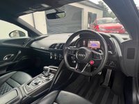 USED 2018 18 AUDI R8 5.2 V10 PLUS QUATTRO 2d AUTO 602 BHP AUDI SUPERCAR QUALITY AND PACE