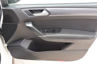 USED 2016 66 VOLKSWAGEN TOURAN 2.0 R-LINE TDI BLUEMOTION TECHNOLOGY 5d 148 BHP 7 Seater | Panoramic Roof | 1 Former Keeper | Satellite Navigation | Parking Sensors | ULEZ Compliant |