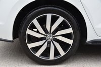 USED 2016 66 VOLKSWAGEN TOURAN 2.0 R-LINE TDI BLUEMOTION TECHNOLOGY 5d 148 BHP 7 Seater | Panoramic Roof | 1 Former Keeper | Satellite Navigation | Parking Sensors | ULEZ Compliant |