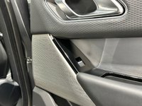 USED 2018 67 LAND ROVER RANGE ROVER VELAR 2.0 R-DYNAMIC SE 5d 238 BHP Striking Carpathien Grey, Full Ebony Leather, Panoramic Glass  Roof,  Complete Service Record