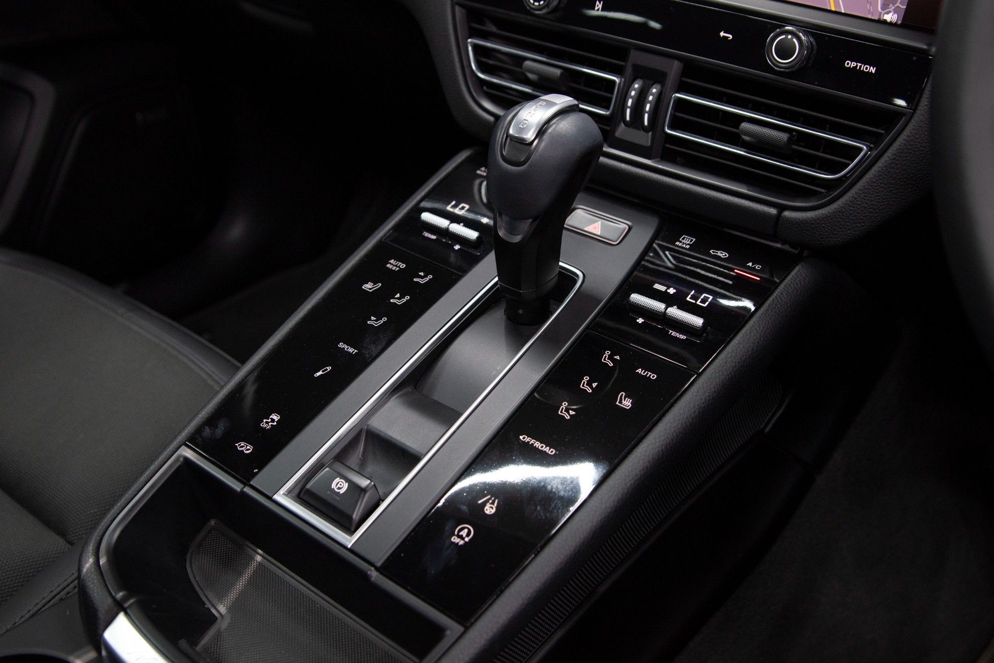 USED 2021 PORSCHE MACAN S PDK 