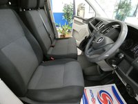 USED 2019 19 VOLKSWAGEN TRANSPORTER 2.0 T30 TDI P/V STARTLINE BMT 101 BHP SWB 3 SEATS BLUETOOTH PARKING SENSORS ROOF RACK SHELVING GENUINE LOW MILES 1 OWNER SERVICE HISTORY